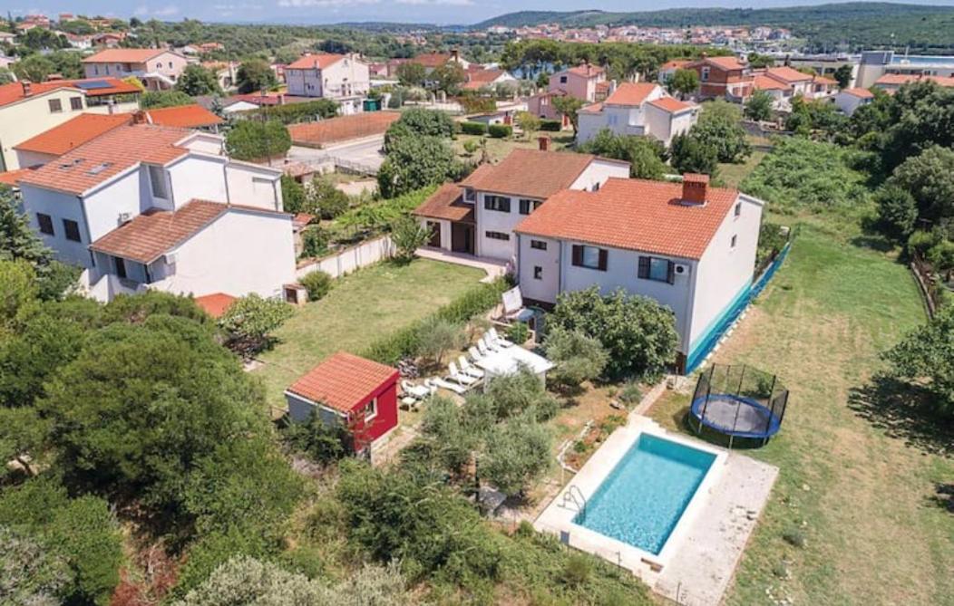 Domus Maria With Swimming Pool And Free Parking Villa Banjole Exteriör bild