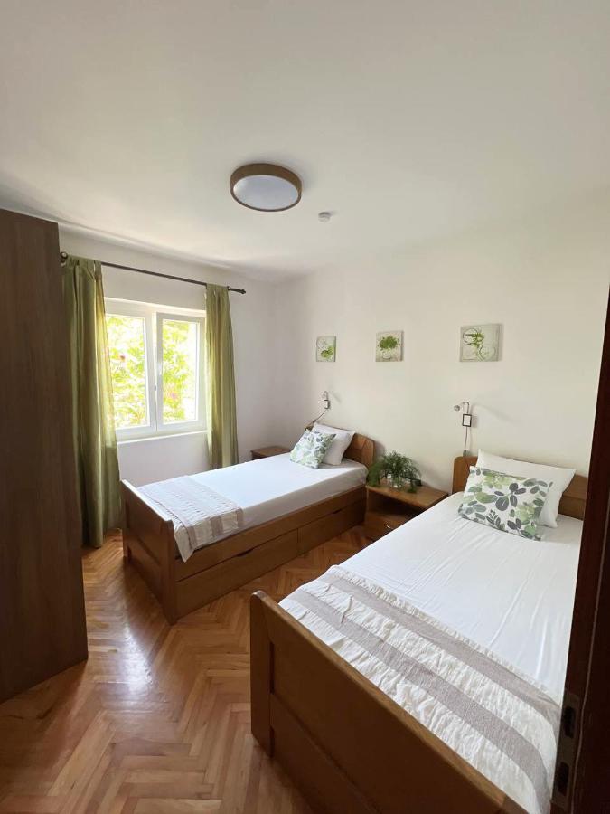 Domus Maria With Swimming Pool And Free Parking Villa Banjole Exteriör bild